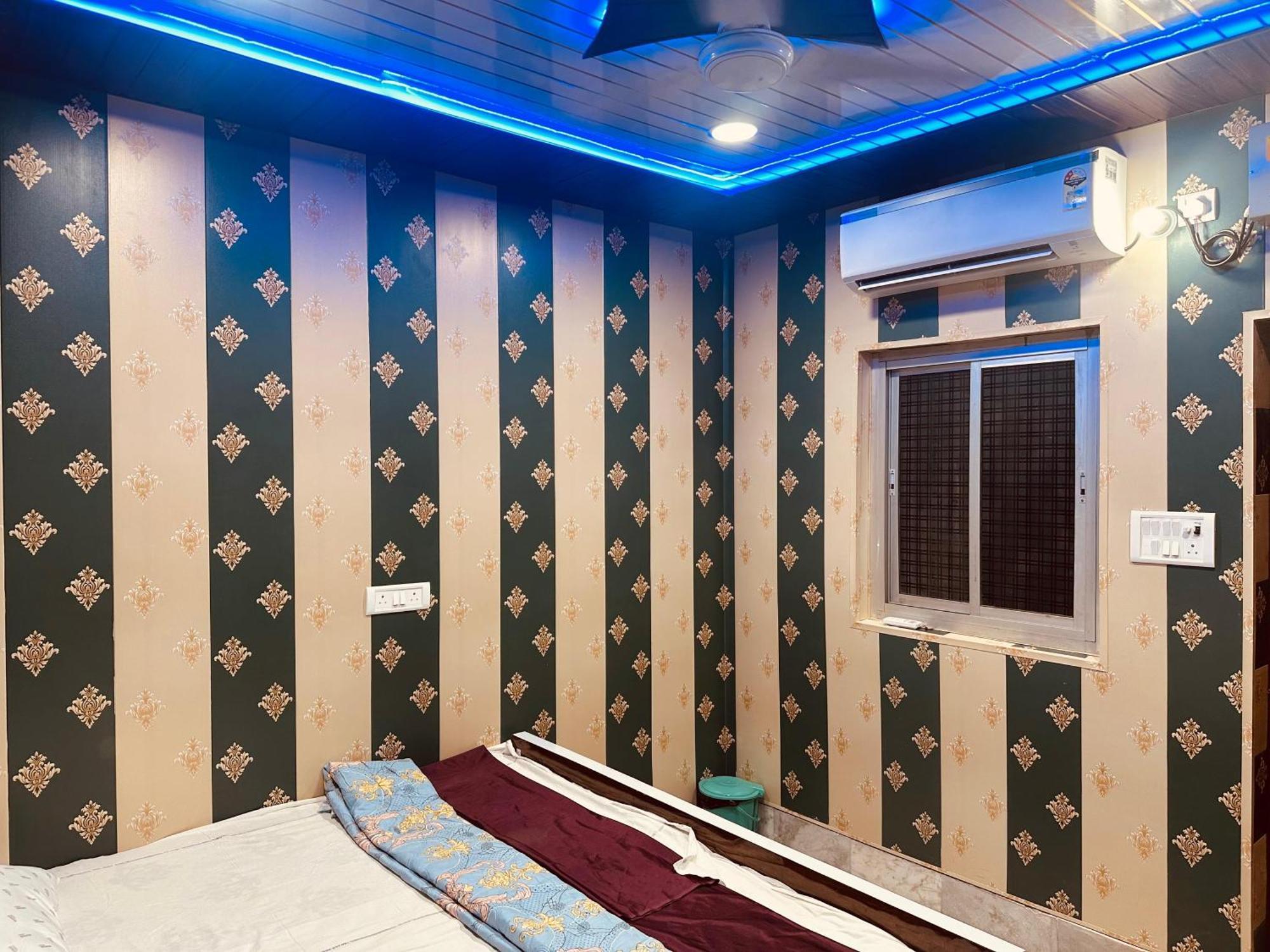 Hotel Raju Homestay Ayodhya 150 Meters From Shree Ram Janmbhoomi Temple 200 Meters From Ayodhya Dham Railway Station Exteriér fotografie