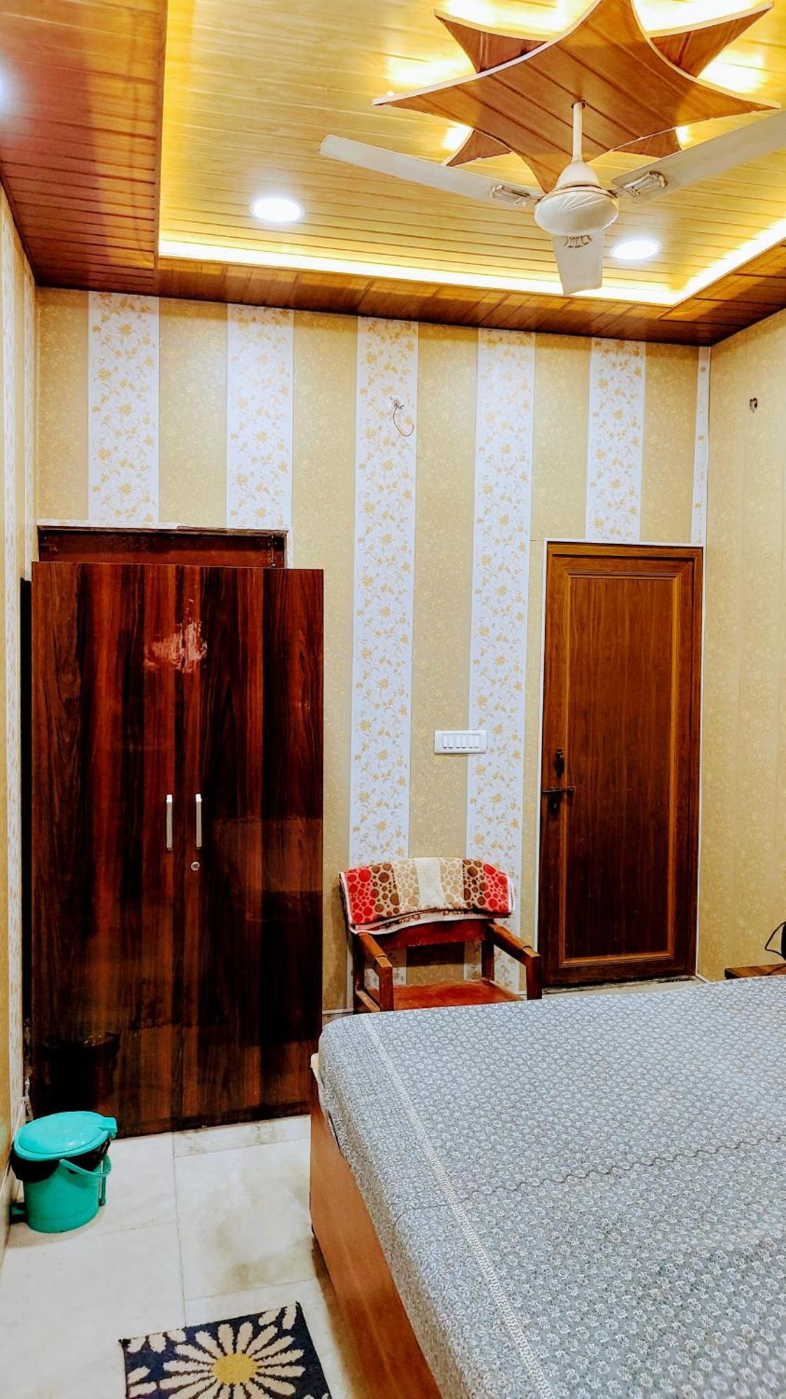 Hotel Raju Homestay Ayodhya 150 Meters From Shree Ram Janmbhoomi Temple 200 Meters From Ayodhya Dham Railway Station Exteriér fotografie