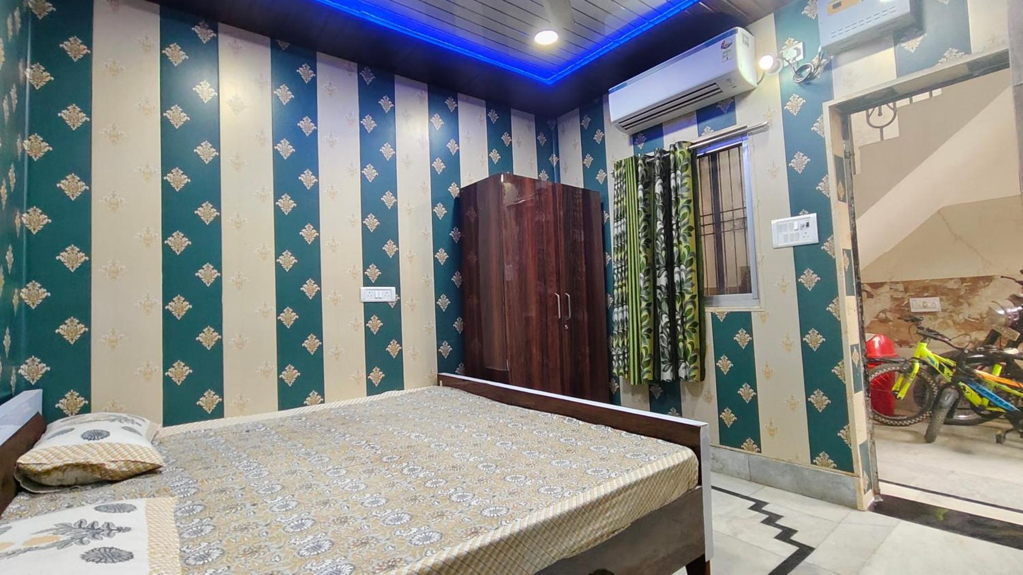 Hotel Raju Homestay Ayodhya 150 Meters From Shree Ram Janmbhoomi Temple 200 Meters From Ayodhya Dham Railway Station Exteriér fotografie