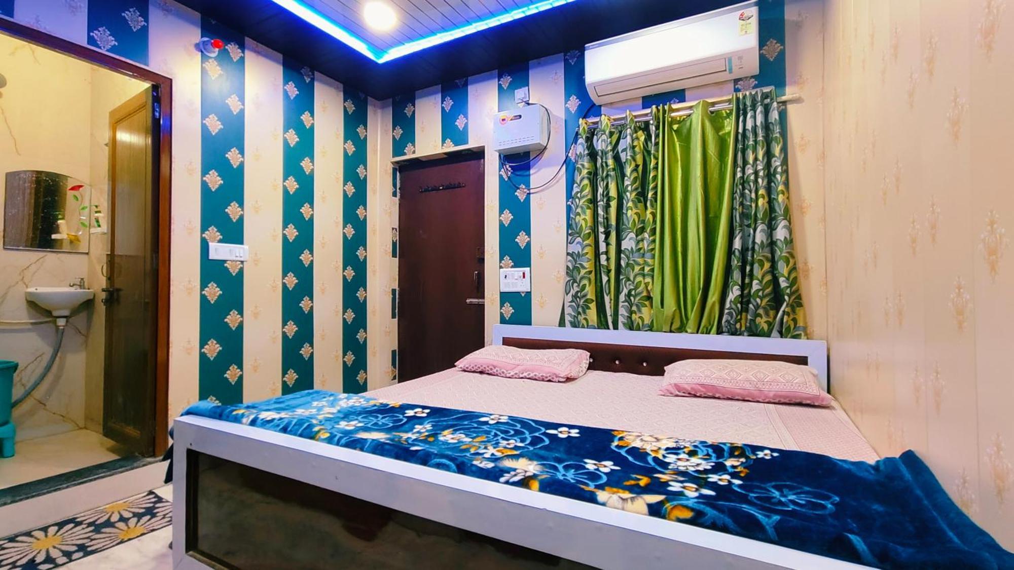 Hotel Raju Homestay Ayodhya 150 Meters From Shree Ram Janmbhoomi Temple 200 Meters From Ayodhya Dham Railway Station Exteriér fotografie